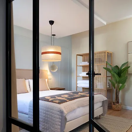 Magno Atienza Apartament *