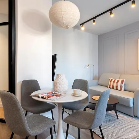 Magno Atienza Apartament *